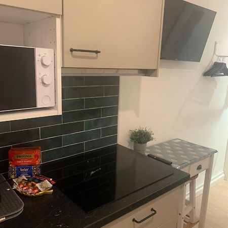 Cosy Studio En Face De La Gare Νίκαια Εξωτερικό φωτογραφία